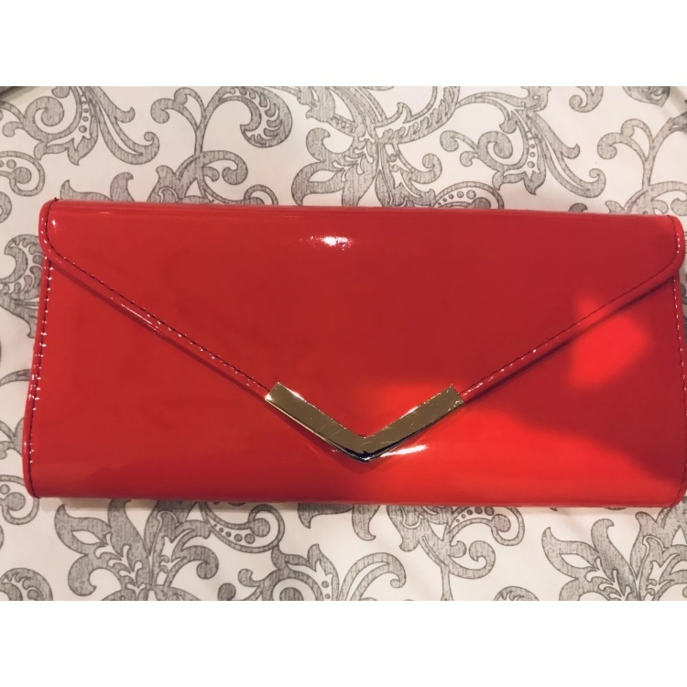 2/$12 Patent leather pink clutch purse - Picture 5 of 8